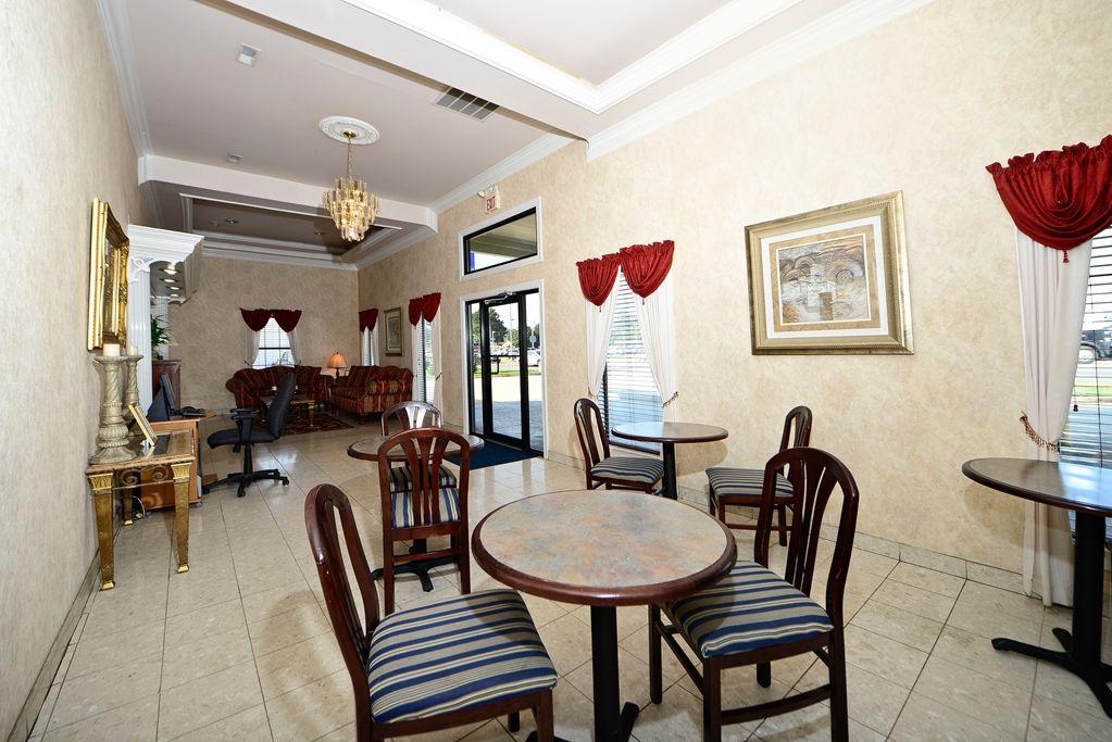 Red Roof Inn מאסל שולס מסעדה תמונה