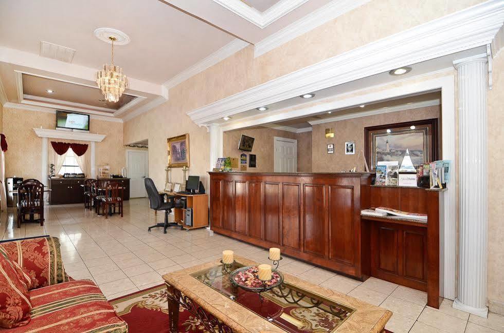 Red Roof Inn מאסל שולס מראה חיצוני תמונה