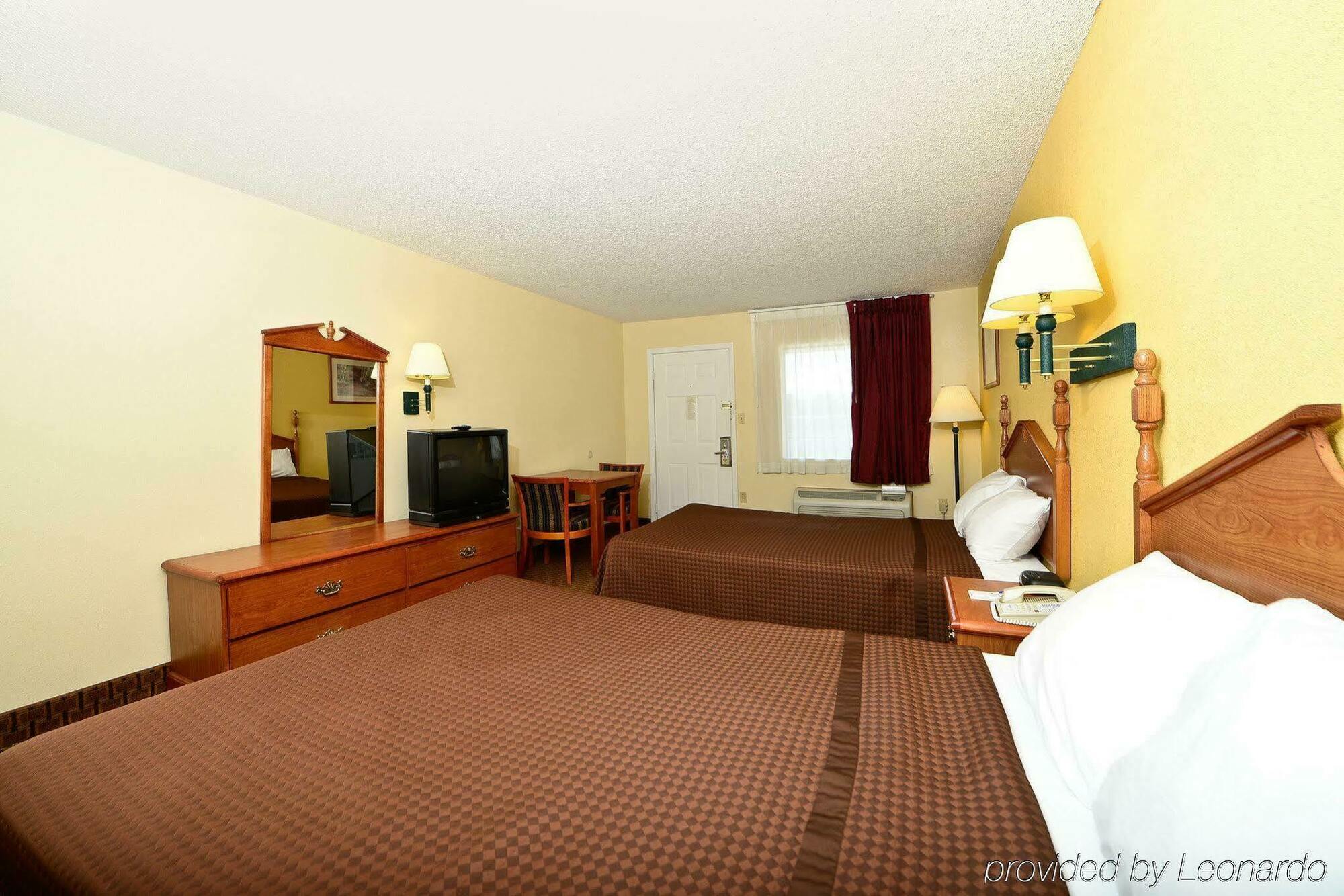 Red Roof Inn מאסל שולס מראה חיצוני תמונה