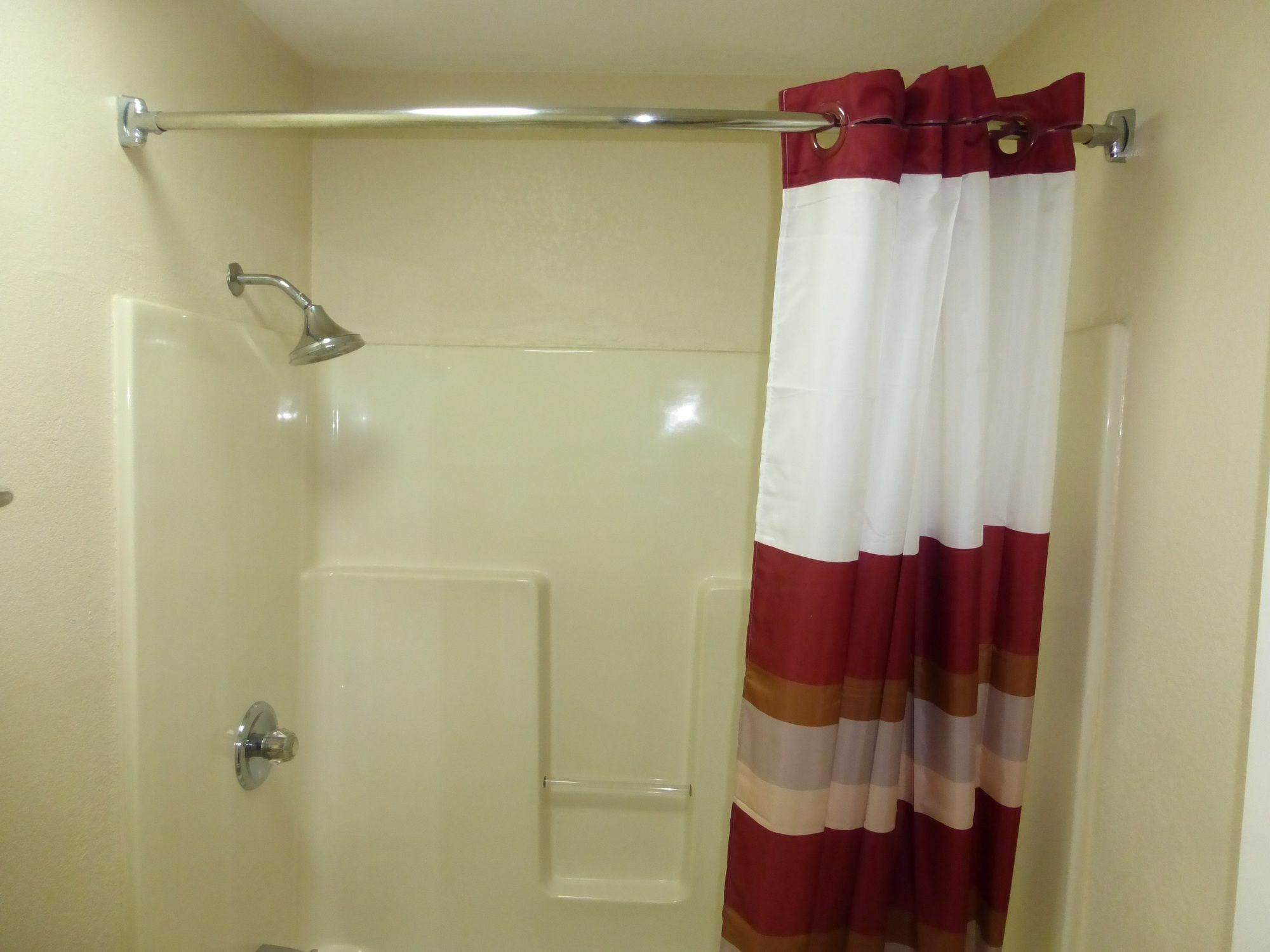 Red Roof Inn מאסל שולס מראה חיצוני תמונה